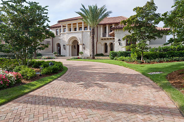 Best Professional Driveway Pavers  in Mbrian Park, CA